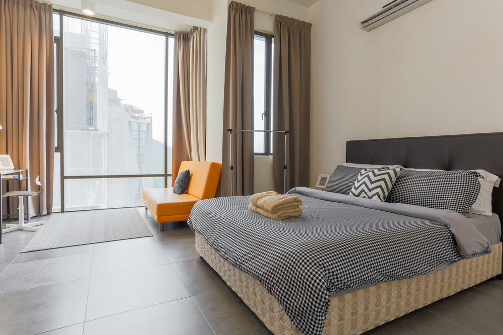 The 12 Suites @ Empire Damansara Petaling Jaya Exterior photo