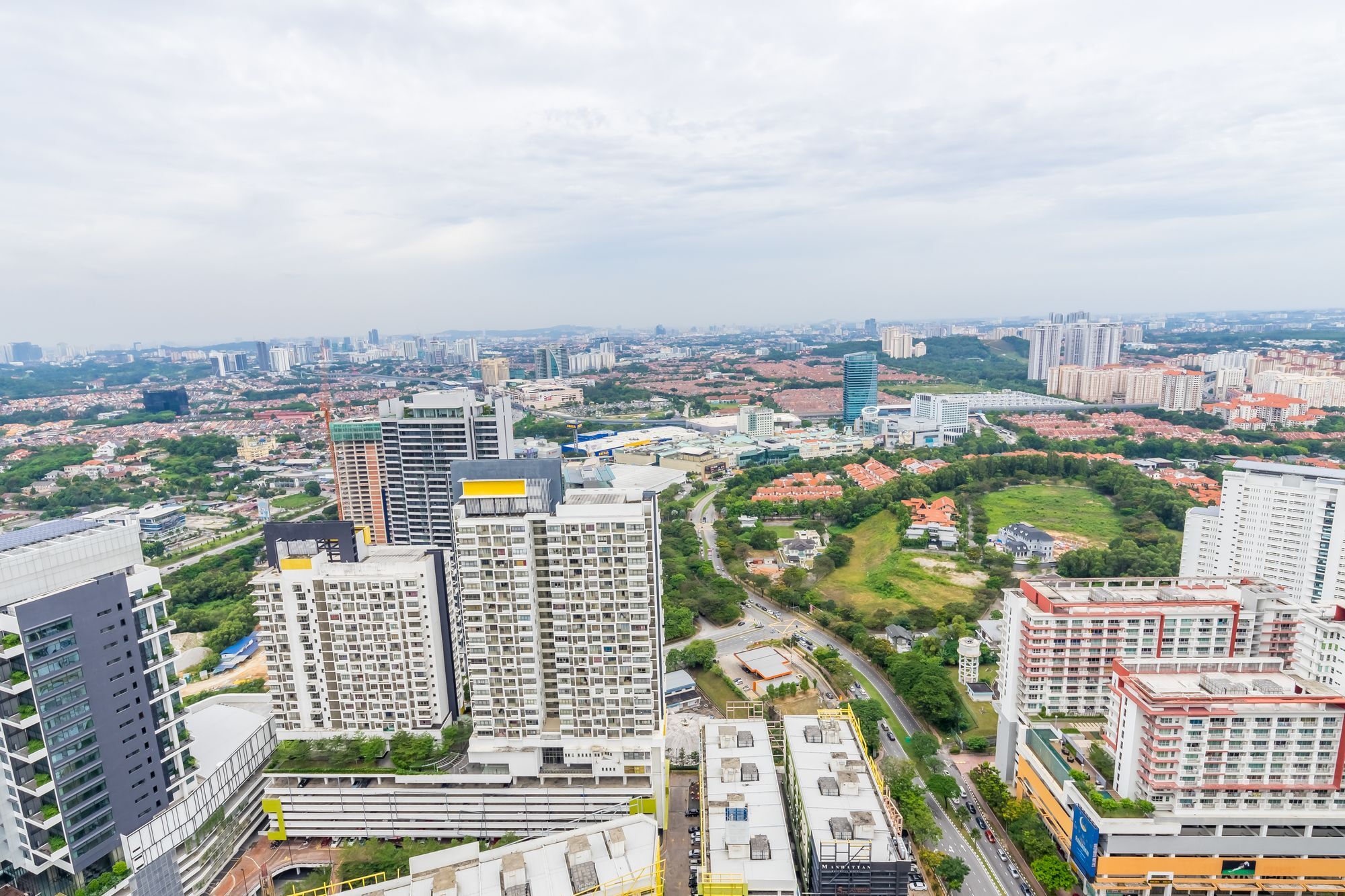 The 12 Suites @ Empire Damansara Petaling Jaya Exterior photo